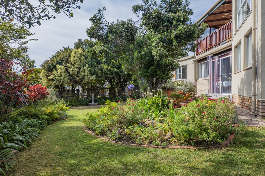 3 Bedroom Property for Sale in Upper Main Street Western Cape